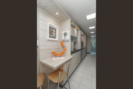 Apartamento à venda com 200m², 2 quartos e 4 vagasCozinha