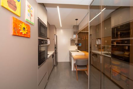 Apartamento à venda com 95m², 3 quartos e 2 vagas Apartamento à venda com 95m², 3 quartos e 2 vagasCOZINHA