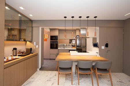 Apartamento à venda com 95m², 3 quartos e 2 vagas Apartamento à venda com 95m², 3 quartos e 2 vagasSALA