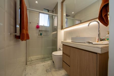 Apartamento à venda com 95m², 3 quartos e 2 vagas Apartamento à venda com 95m², 3 quartos e 2 vagasBANHEIRO1