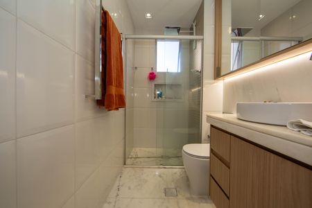 Apartamento à venda com 95m², 3 quartos e 2 vagas Apartamento à venda com 95m², 3 quartos e 2 vagasBANHEIRO1