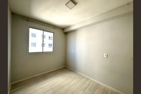 Quarto 2 de apartamento para alugar com 2 quartos, 37m² em Vila das Bandeiras, Guarulhos
