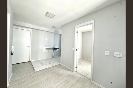 Apartamento para alugar com 37m², 2 quartos e sem vaga Apartamento para alugar com 37m², 2 quartos e sem vagaSala