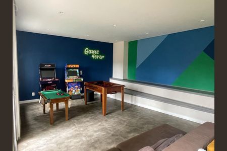 Apartamento para alugar com 37m², 2 quartos e sem vaga Apartamento para alugar com 37m², 2 quartos e sem vagaSala de Jogos