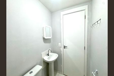 Apartamento para alugar com 37m², 2 quartos e sem vaga Apartamento para alugar com 37m², 2 quartos e sem vagaBanheiro