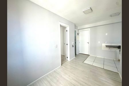 Sala de apartamento para alugar com 2 quartos, 37m² em Vila das Bandeiras, Guarulhos