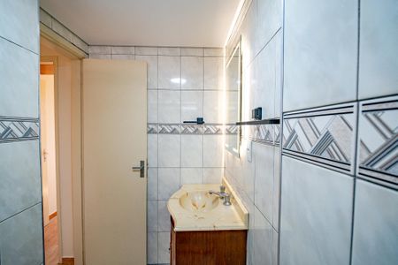 Apartamento para alugar com 49m², 2 quartos e 1 vaga Apartamento para alugar com 49m², 2 quartos e 1 vagaBanheiro
