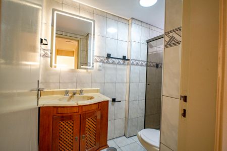Apartamento para alugar com 49m², 2 quartos e 1 vaga Apartamento para alugar com 49m², 2 quartos e 1 vagaBanheiro