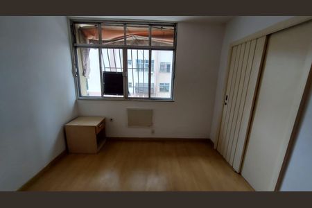 Quarto de apartamento à venda com 2 quartos, 85m² em Fonseca, Niterói