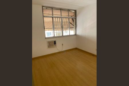 Apartamento à venda com 85m², 2 quartos e 1 vaga Apartamento à venda com 85m², 2 quartos e 1 vagaQuarto