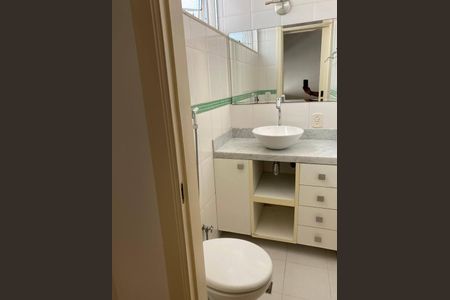 Banheiro de apartamento à venda com 2 quartos, 85m² em Fonseca, Niterói