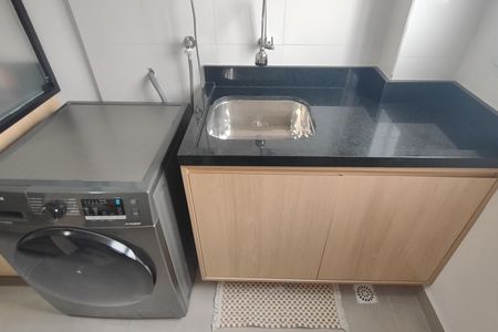 Apartamento para alugar com 58m², 1 quarto e 1 vagaÁrea de Serviço
