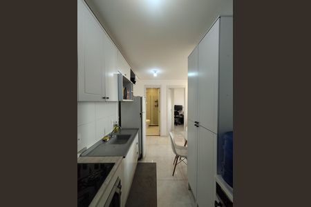 Apartamento à venda com 34m², 2 quartos e sem vaga Apartamento à venda com 34m², 2 quartos e sem vagaCozinha - Armários