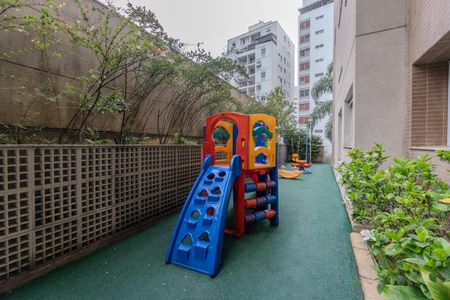 Apartamento à venda com 54m², 2 quartos e 1 vaga Apartamento à venda com 54m², 2 quartos e 1 vagaÁrea comum - Playground
