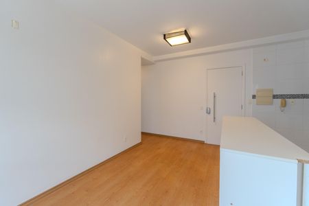 Apartamento à venda com 54m², 2 quartos e 1 vaga Apartamento à venda com 54m², 2 quartos e 1 vagaSala