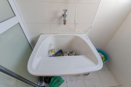 Apartamento à venda com 54m², 2 quartos e 1 vaga Apartamento à venda com 54m², 2 quartos e 1 vagaCozinha e Área de Serviço