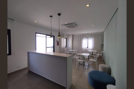 Apartamento para alugar com 37m², 2 quartos e 1 vagaÁrea comum - Salão de festas
