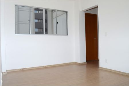 Apartamento para alugar com 49m², 2 quartos e 1 vagaSala