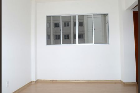 Sala de apartamento para alugar com 2 quartos, 49m² em Goiânia, Belo Horizonte