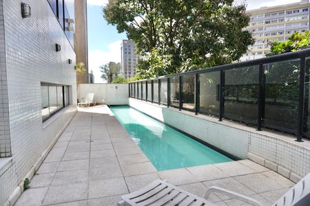 Apartamento à venda com 75m², 2 quartos e 2 vagasÁrea comum - Piscina