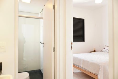 Apartamento à venda com 75m², 2 quartos e 2 vagasBanheiro Social