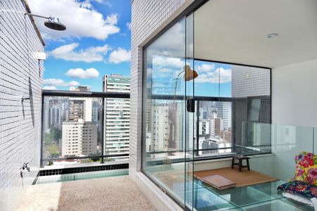 Apartamento à venda com 75m², 2 quartos e 2 vagasÁrea da cobertura 
