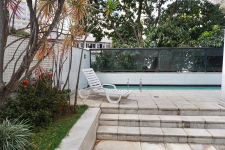Apartamento à venda com 75m², 2 quartos e 2 vagasÁrea comum - Piscina