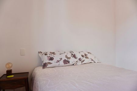 Apartamento à venda com 75m², 2 quartos e 2 vagasQuarto 2