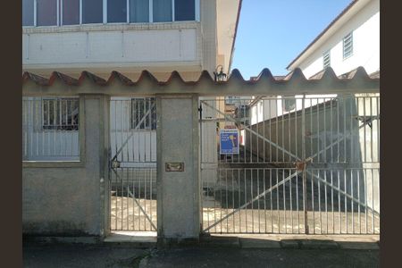 Casa à venda com 220m², 3 quartos e 3 vagasFachada
