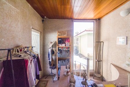 Casa à venda com 220m², 3 quartos e 3 vagasSuíte