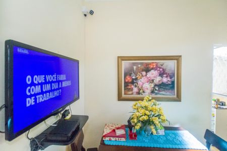 Sala de casa à venda com 3 quartos, 220m² em Vila Valqueire, Rio de Janeiro
