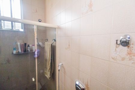 Casa à venda com 220m², 3 quartos e 3 vagasBanheiro