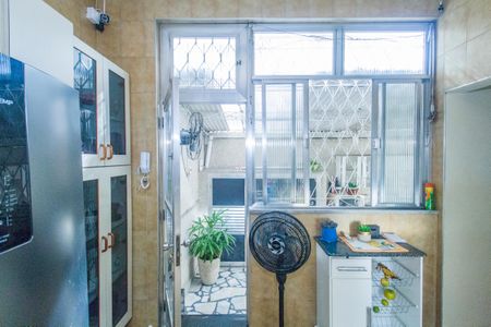 Casa à venda com 220m², 3 quartos e 3 vagasCozinha e Área de Serviço