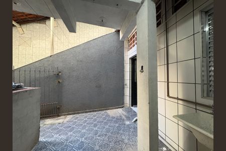 Casa para alugar com 4m², 1 quarto e sem vaga Casa para alugar com 4m², 1 quarto e sem vagaÁrea de Serviço