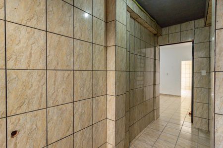 Entrada/Saída Sala de casa para alugar com 1 quarto, 45m² em Vila Zat, São Paulo
