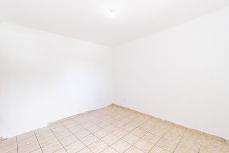Quarto de casa para alugar com 1 quarto, 45m² em Vila Zat, São Paulo