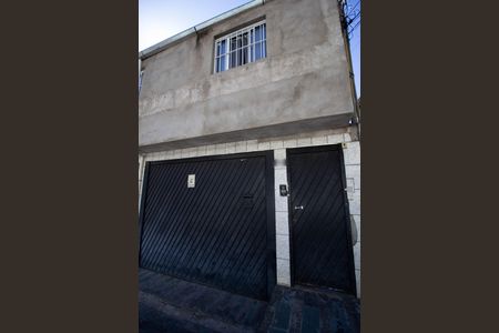 Casa para alugar com 30m², 1 quarto e sem vaga Casa para alugar com 30m², 1 quarto e sem vagaFachada