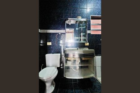 Casa para alugar com 70m², 2 quartos e sem vaga Casa para alugar com 70m², 2 quartos e sem vagaBanheiro