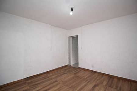 Casa para alugar com 30m², 1 quarto e sem vaga Casa para alugar com 30m², 1 quarto e sem vagaSala/Quarto