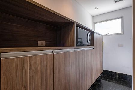 Sala/Cozinha de apartamento à venda com 1 quarto, 50m² em Pinheiros, São Paulo