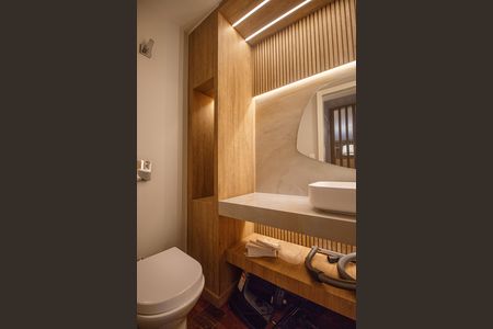 Apartamento à venda com 218m², 4 quartos e 2 vagas Apartamento à venda com 218m², 4 quartos e 2 vagasLavabo