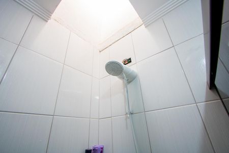 Casa à venda com 92m², 3 quartos e 2 vagasBanheiro social