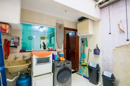 Casa à venda com 92m², 3 quartos e 2 vagasÁrea de serviço
