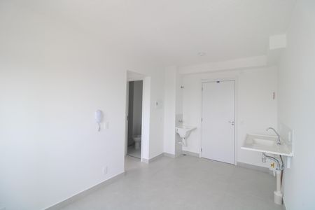 Sala de apartamento para alugar com 2 quartos, 33m² em Socorro, São Paulo