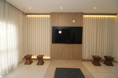 Apartamento para alugar com 28m², 1 quarto e sem vagaÁrea comum - Salão de festas
