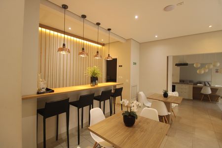 Apartamento para alugar com 28m², 1 quarto e sem vagaÁrea comum - Salão de festas
