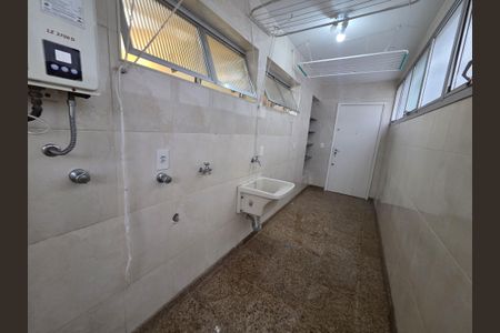 Apartamento à venda com 196m², 4 quartos e 2 vagasÁrea de Serviço