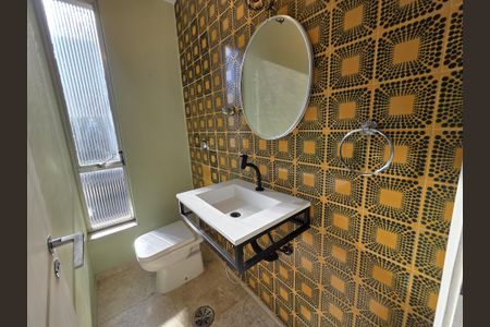 Banheiro  de apartamento à venda com 4 quartos, 196m² em Jardim Paulista, São Paulo