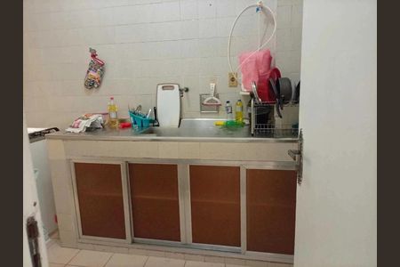 Apartamento à venda com 70m², 2 quartos e sem vaga
