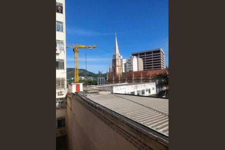 Apartamento à venda com 80m², 2 quartos e sem vaga